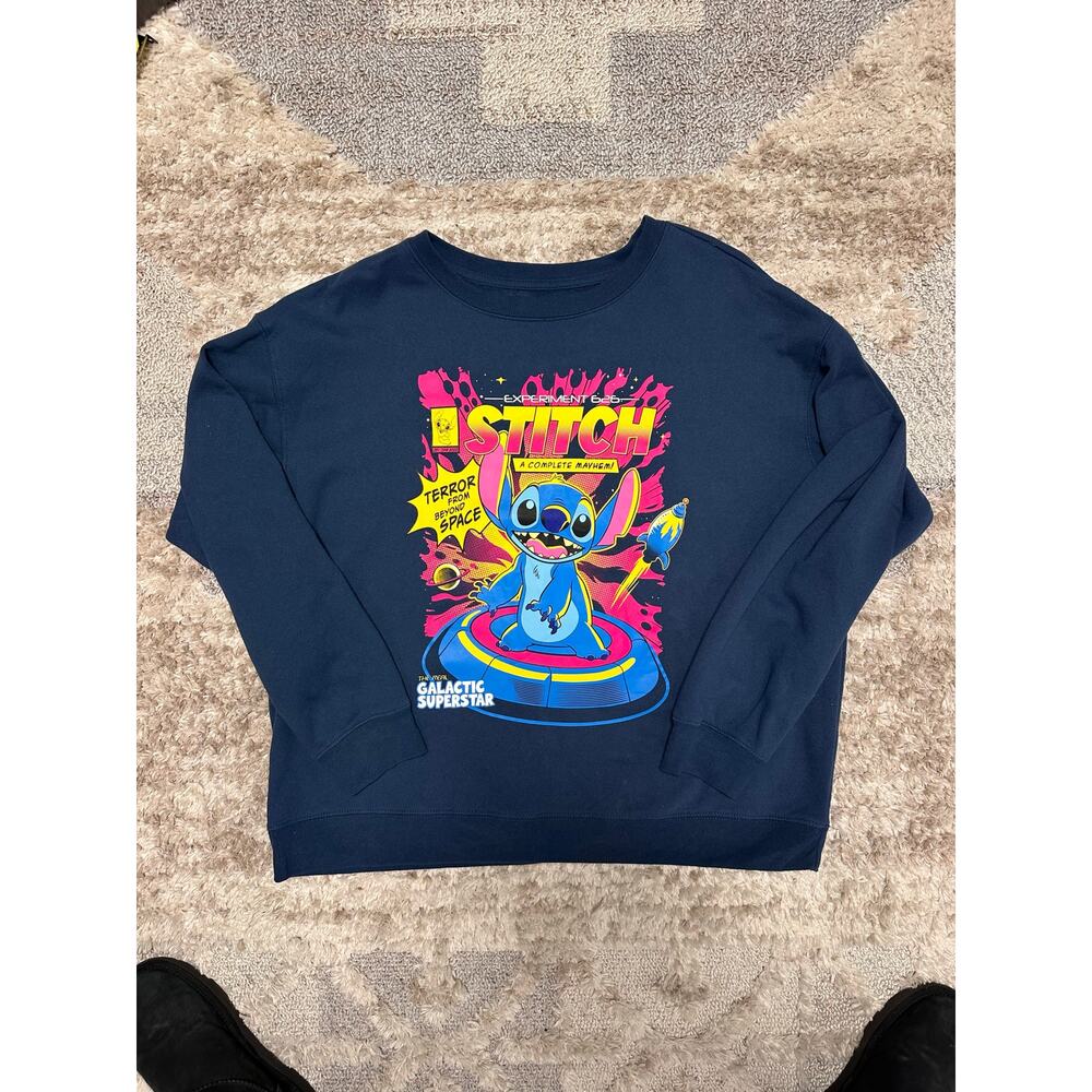 Disney Stitch Graphic Sweatshirt 🛸💙